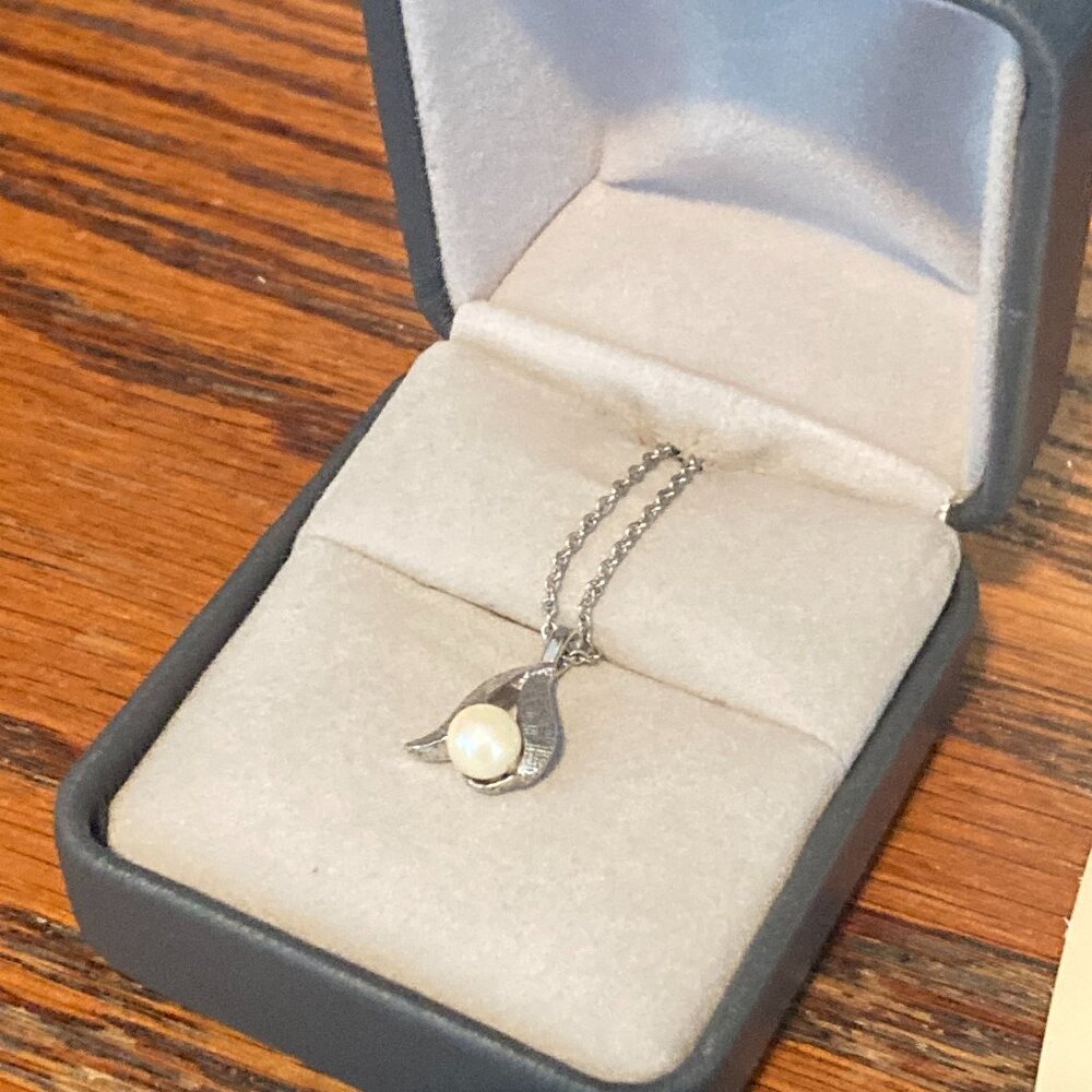 Vintage Sterling Silver Necklace